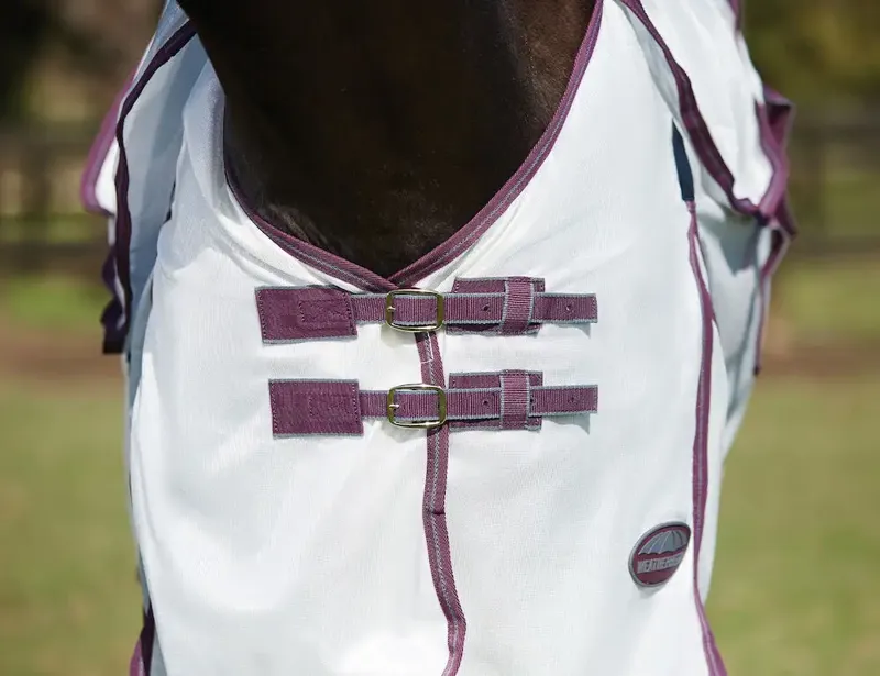 Weatherbeeta Comfitec Essential Mesh II in White and Maroon-1