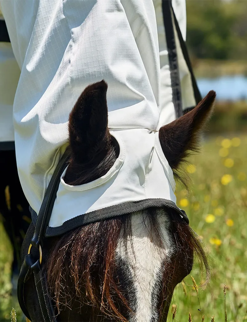 Weatherbeeta ComFiTec Sweet Itch Shield Fly Sheet Combo in White-4
