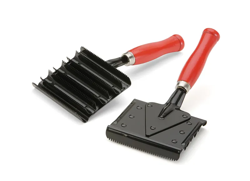 Shires Jockey Metal Curry Comb