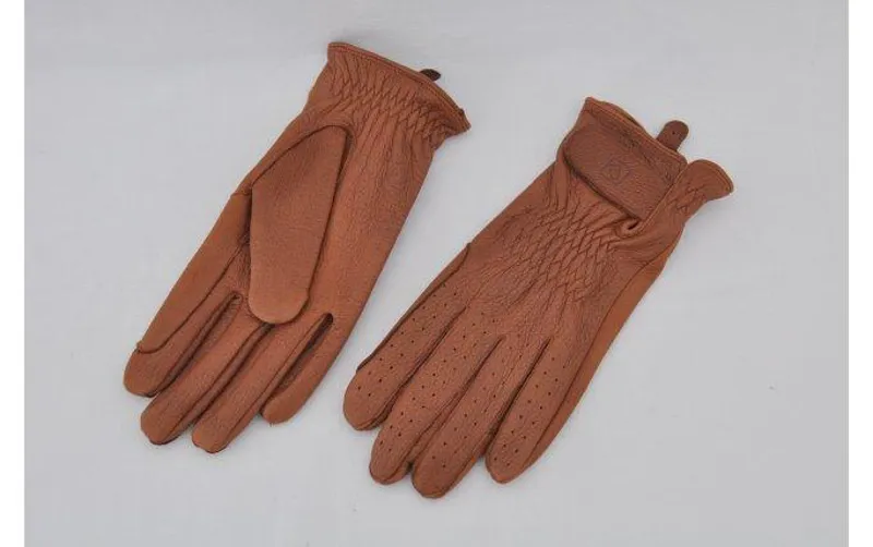 SSG Pro Show Deerskin